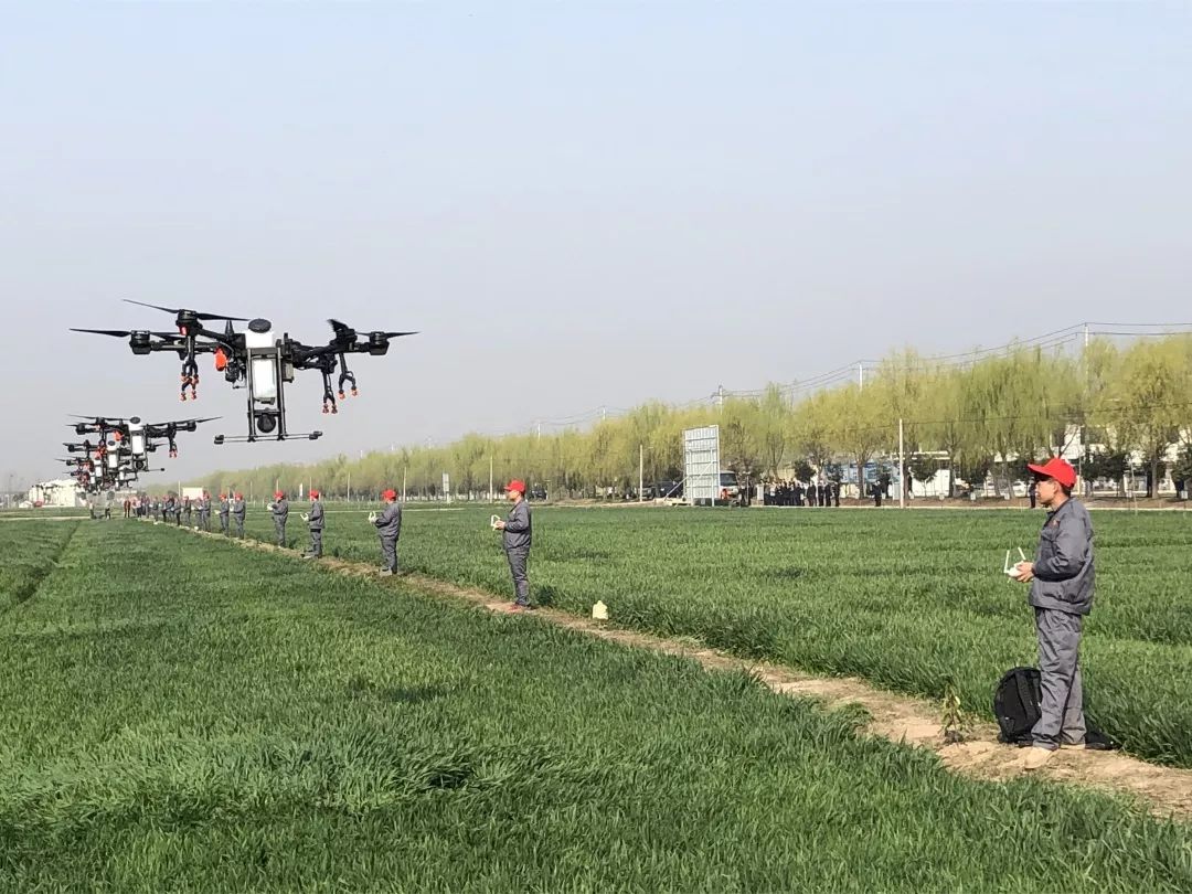 无人机成就新农人dji大疆农业完成亿亩作业