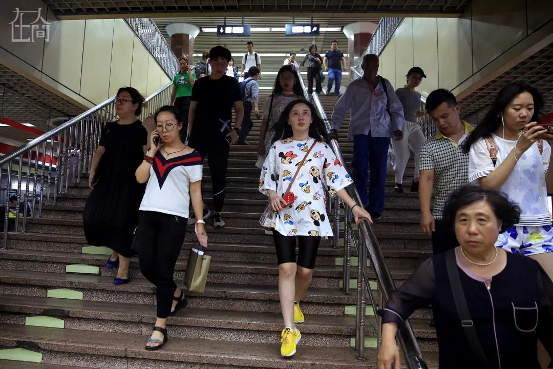 那一天,王燕茹以前男友黄某"玩弄女性,道德败坏"为名,向扬州市纪委和