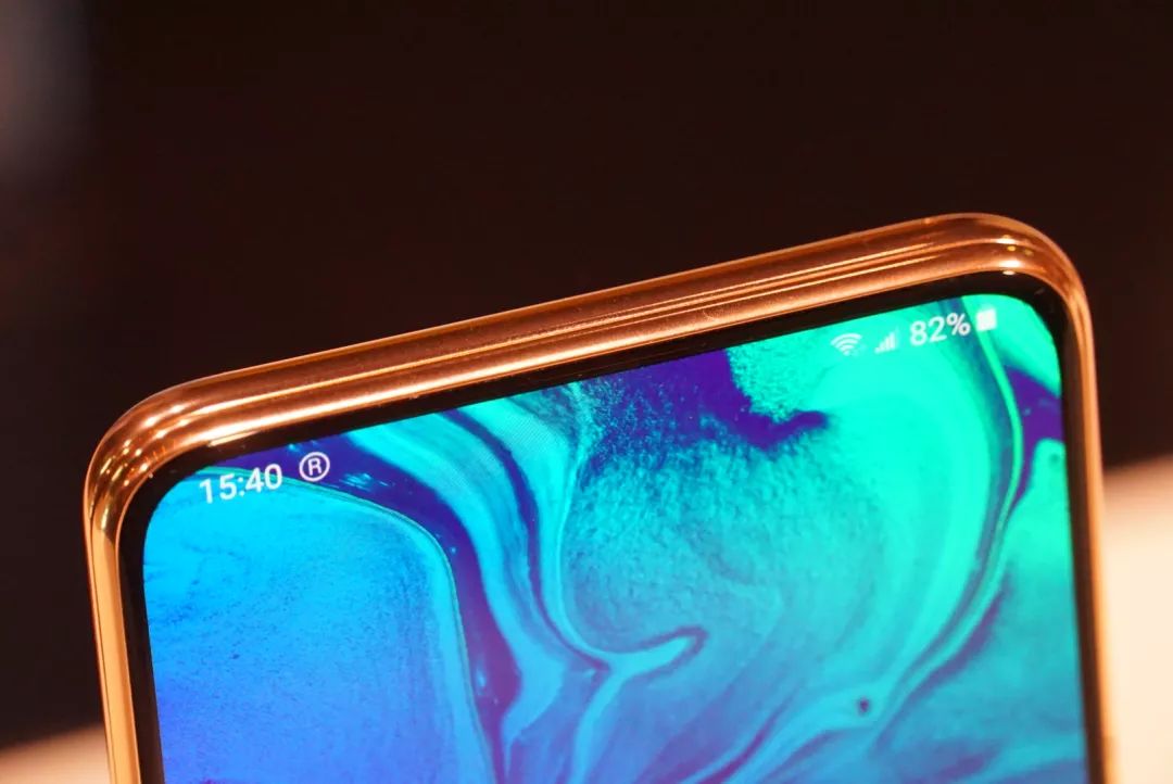 三星首款真全面屏手机,不再忍受视觉障碍