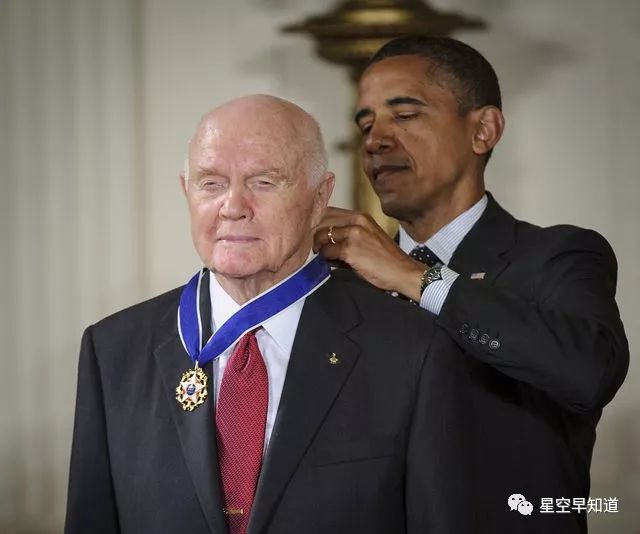 约翰格伦77岁宇航员的传奇一生