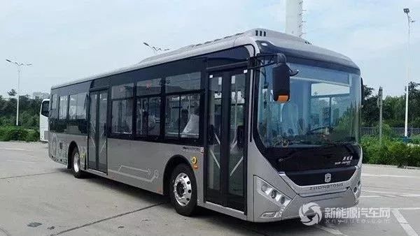 从中通客车获得消息,公司一款12米镁合金公交lck6120evqg成功下线,并