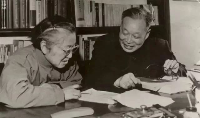 师丈师公,各取所需一,师丈我首推的这款称谓显得比较稳重,但貌似现在