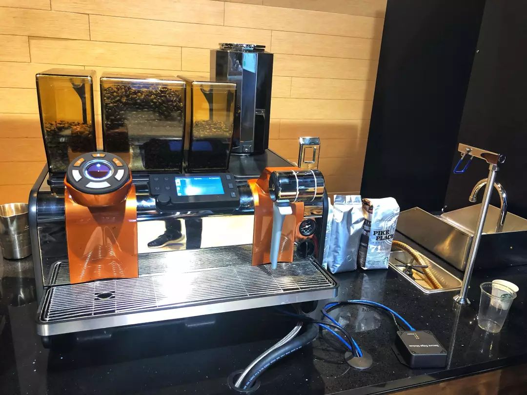 在微软的开发者大会上星巴克迈出了智能化生存的第一步