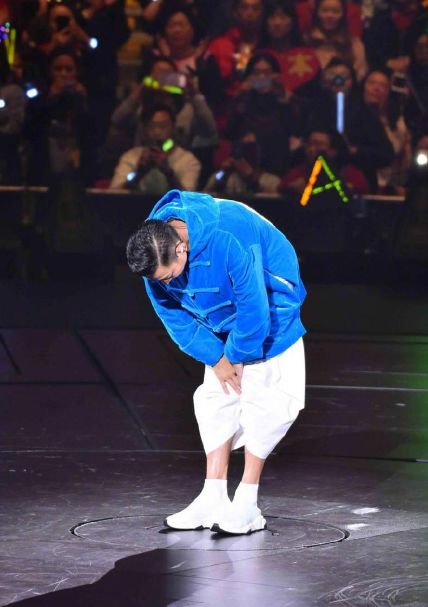 刘德华昨晚的眼泪像是一个时代的谢幕