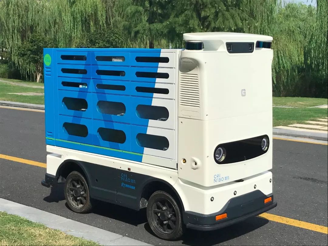 拿下杭州首张无人驾驶路测牌照阿里汽车战略由车向路圈地