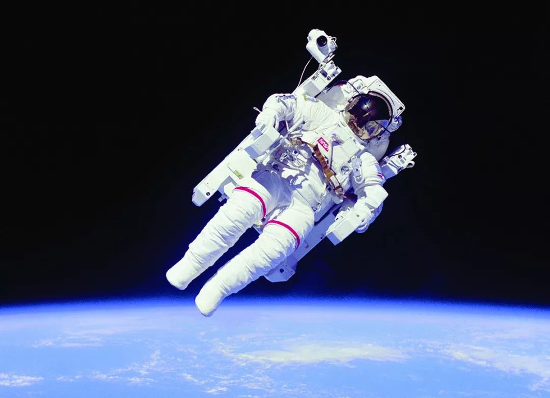 他险些成为唯一一个淹死在太空的宇航员
