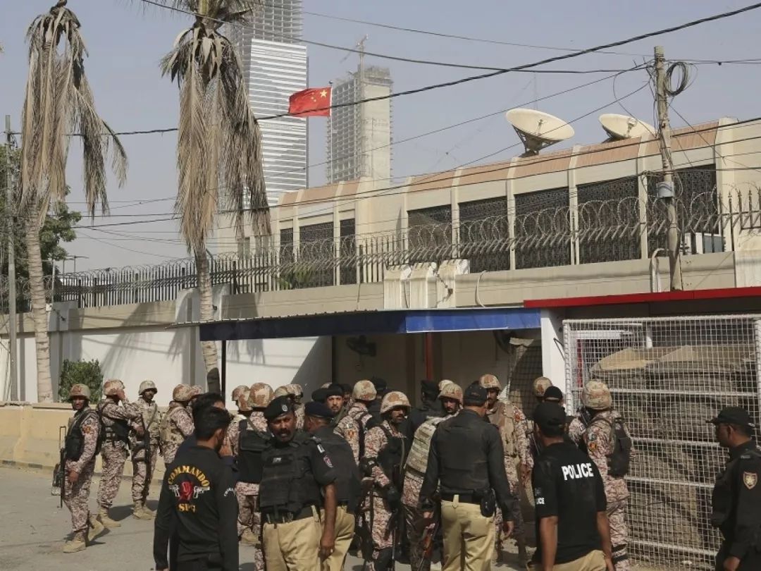中国驻巴基斯坦卡拉奇总领事馆遇袭已七人身亡